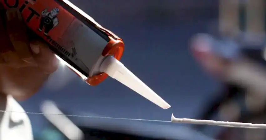 Yapıştırıcı ve Kimyasallar